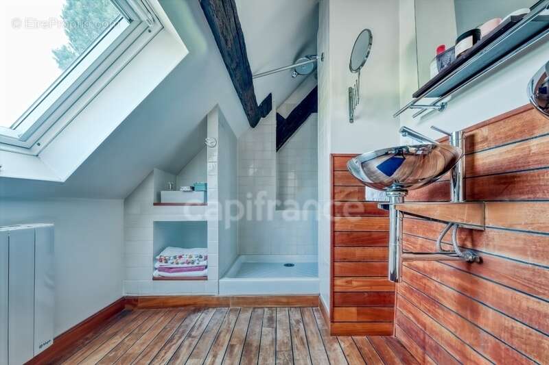 Maison à BRIIS-SOUS-FORGES