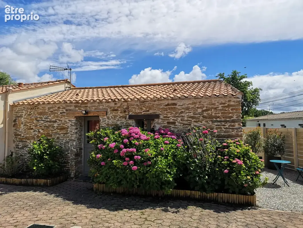 L'Agence Cadre d'Envies vous propose à Vue Une élégante maison de caractère de 1890, rénovée avec soin en 2015 - photo 11