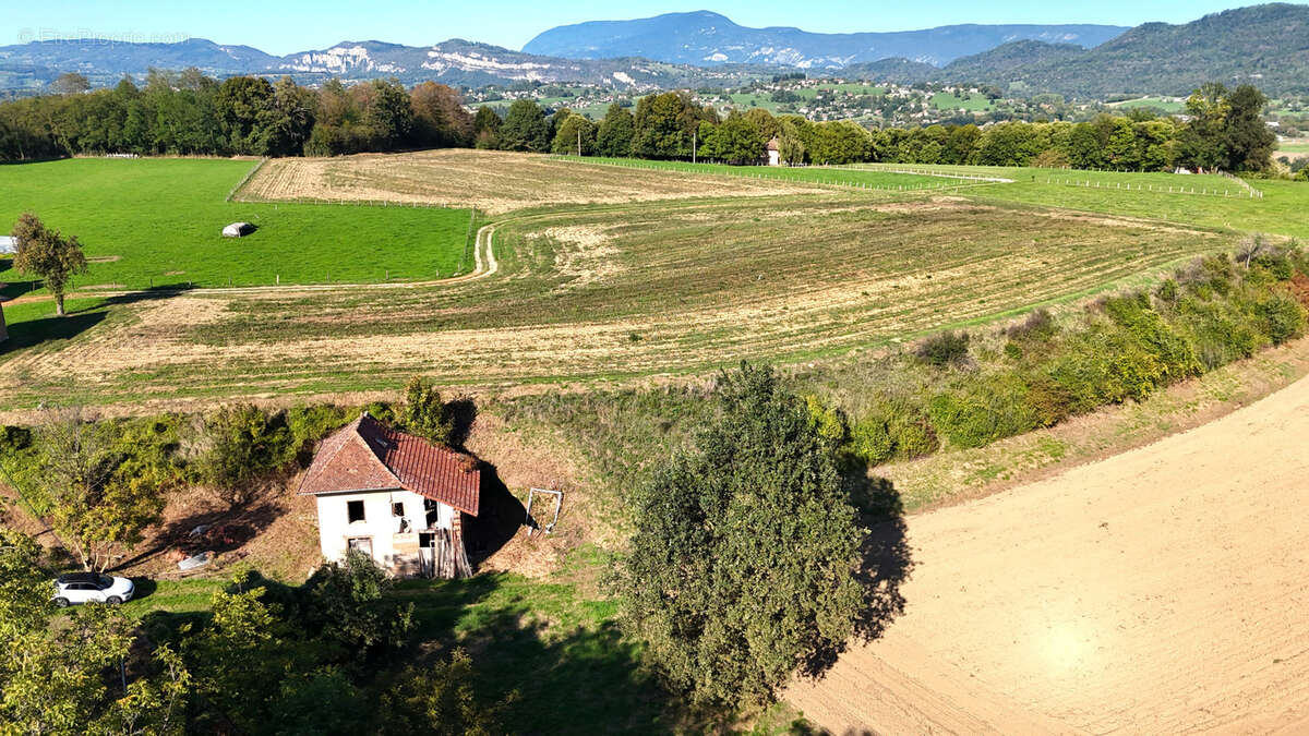 Maison à SAINT-ALBIN-DE-VAULSERRE