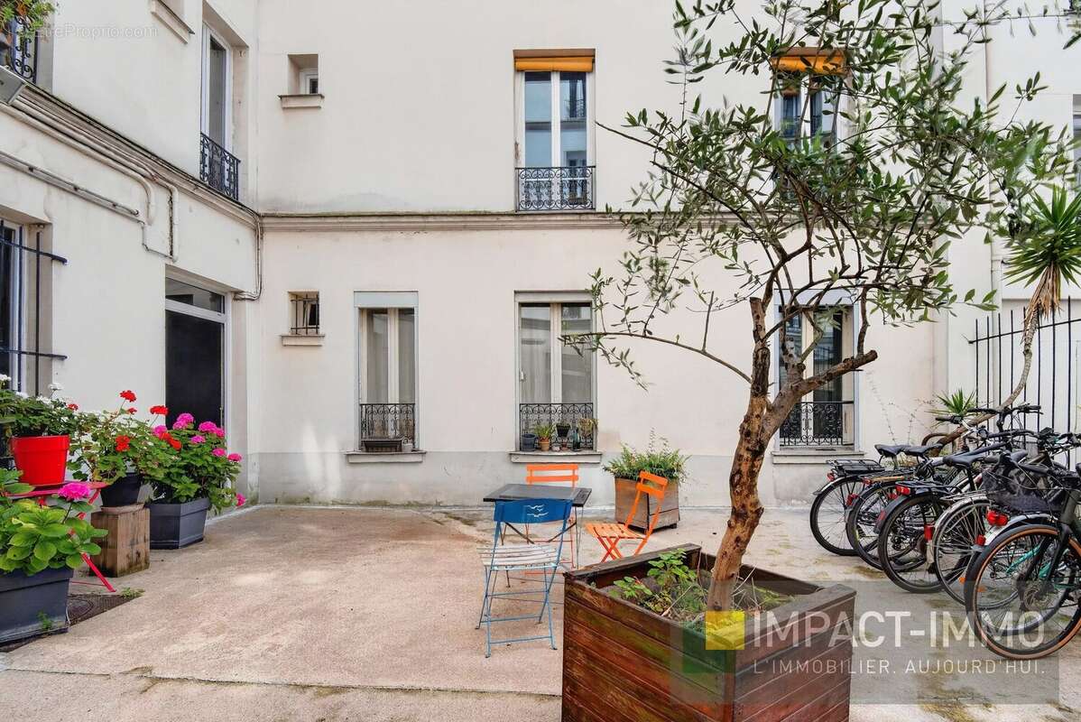 Appartement à PARIS-18E