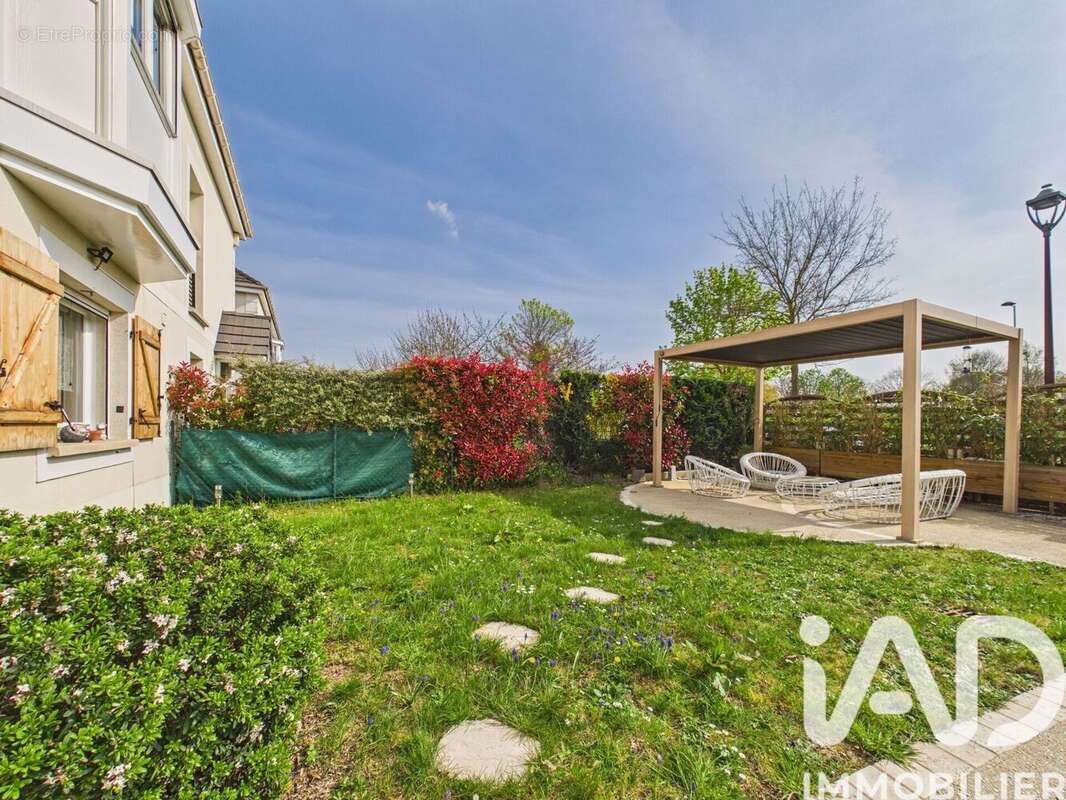 Photo 2 - Maison à LISSES