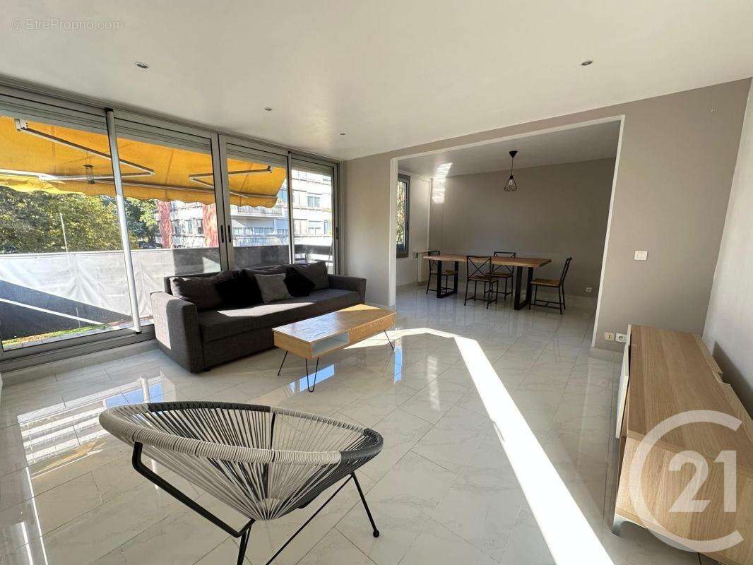 Appartement à FONTENAY-SOUS-BOIS