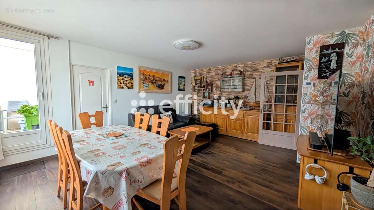 Appartement à LOGNES