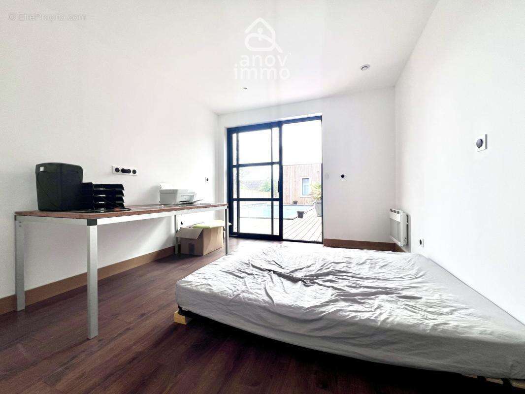 Maison à BUXEROLLES