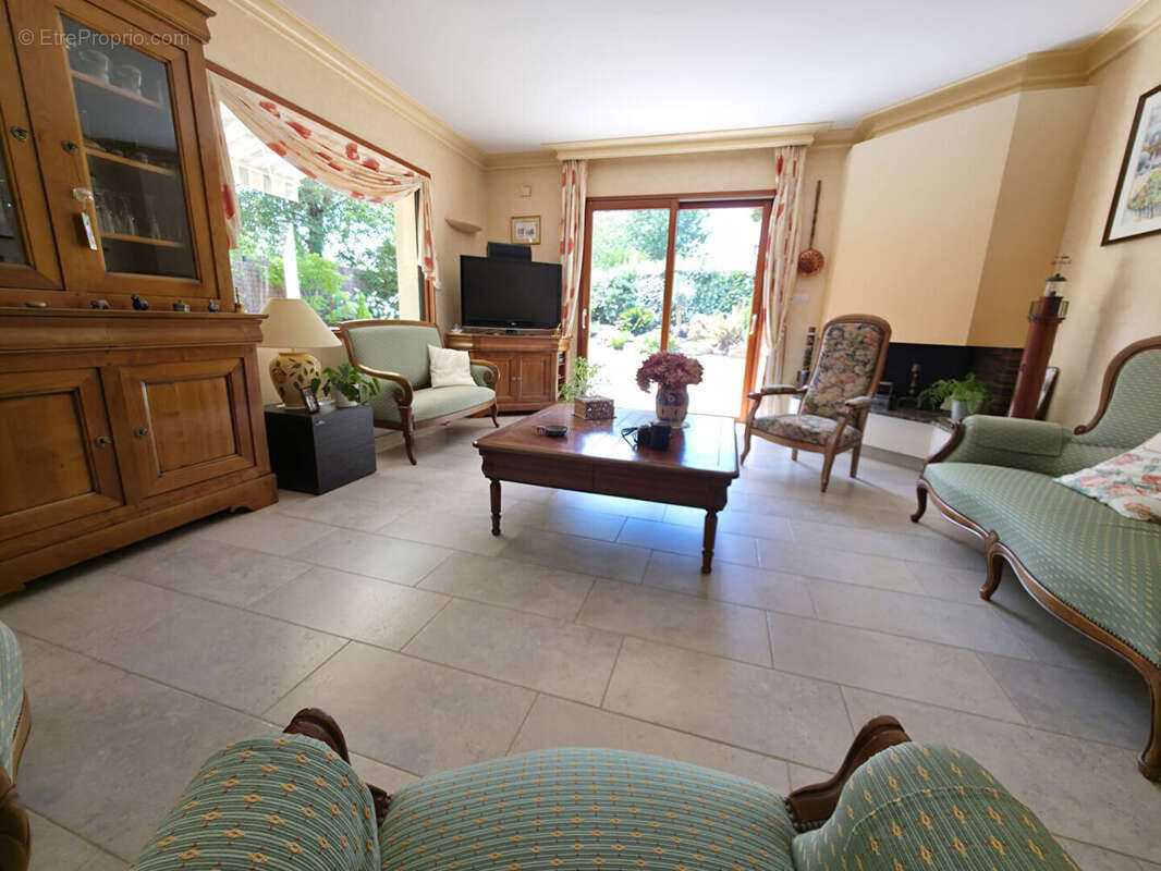Maison à LE RHEU