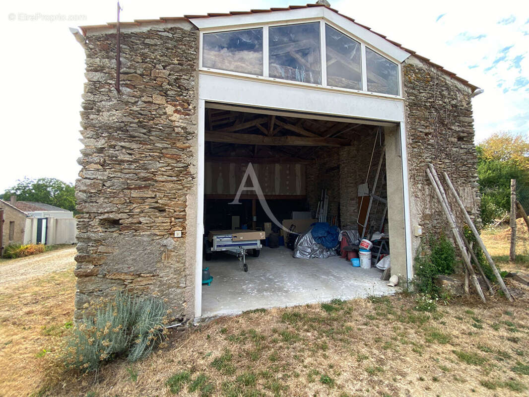 Maison Saint Etienne De Mer Morte 4 pièce(s) - photo 10