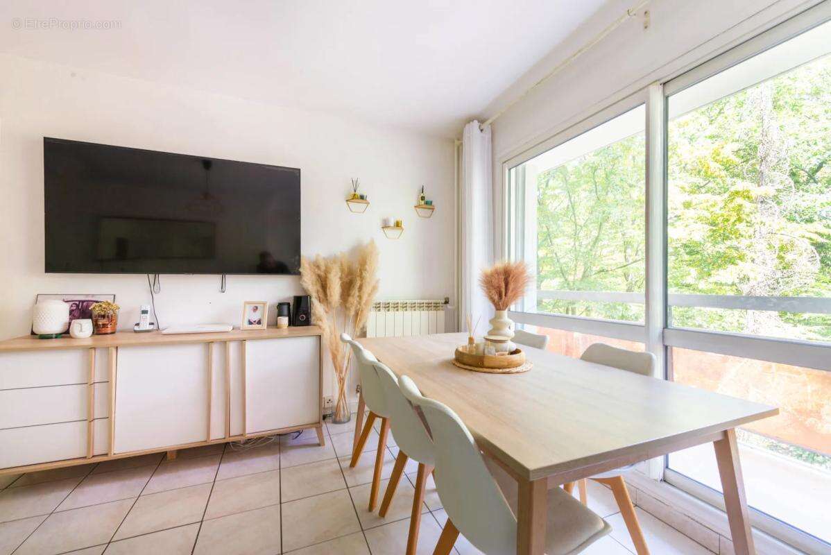 Appartement de 4 pièces de 85 m² à Tremblay-en-France - photo 5