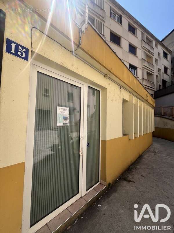 Commerce 73 m² à Saint-Claude  - photo 6