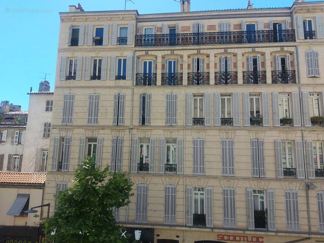 Appartement à MARSEILLE-6E