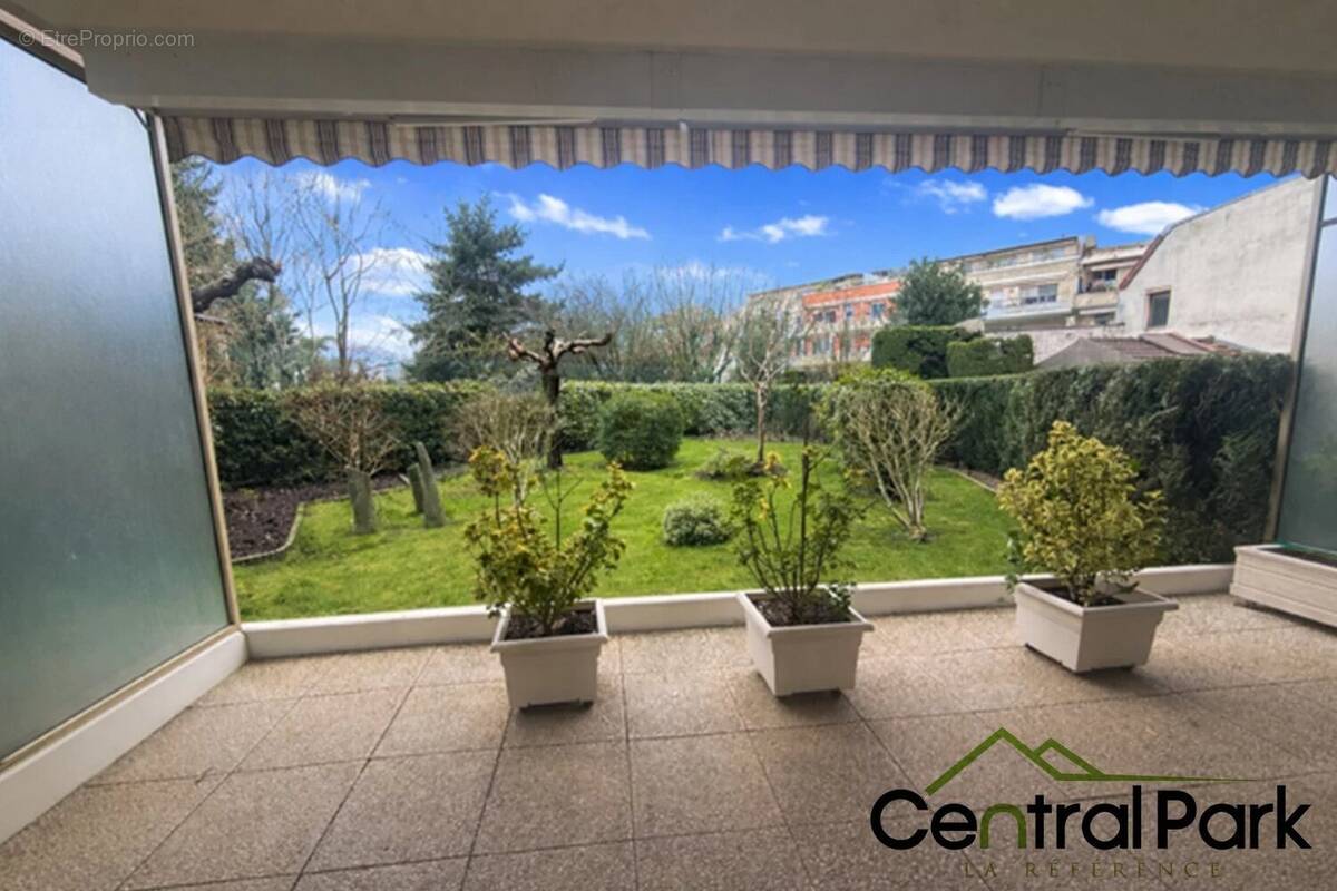 Appartement à LE PERREUX-SUR-MARNE