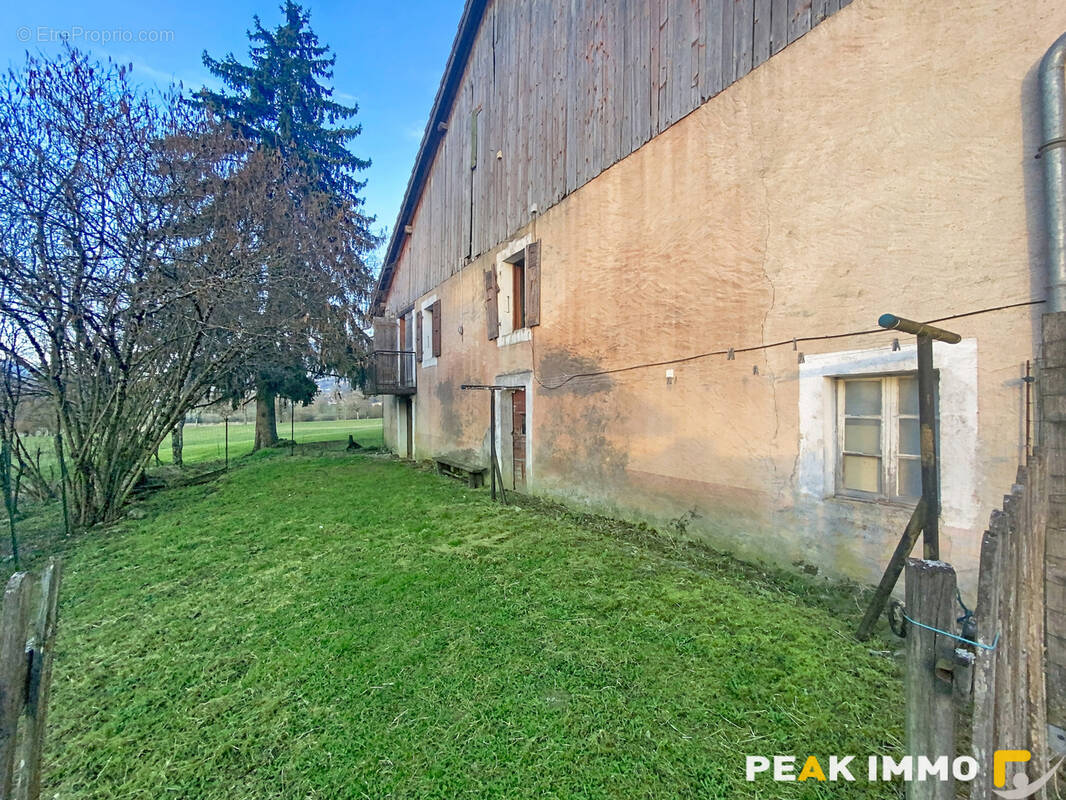 Maison à PEILLONNEX