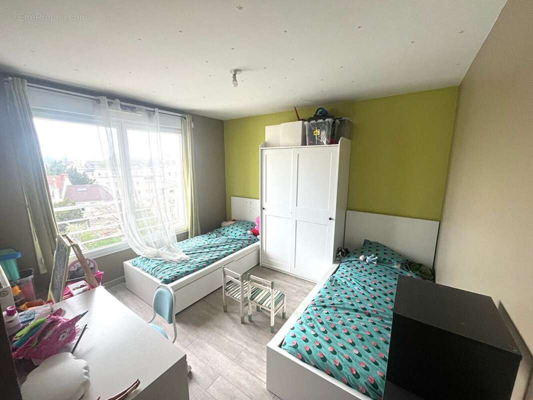 Appartement à LE BOURGET