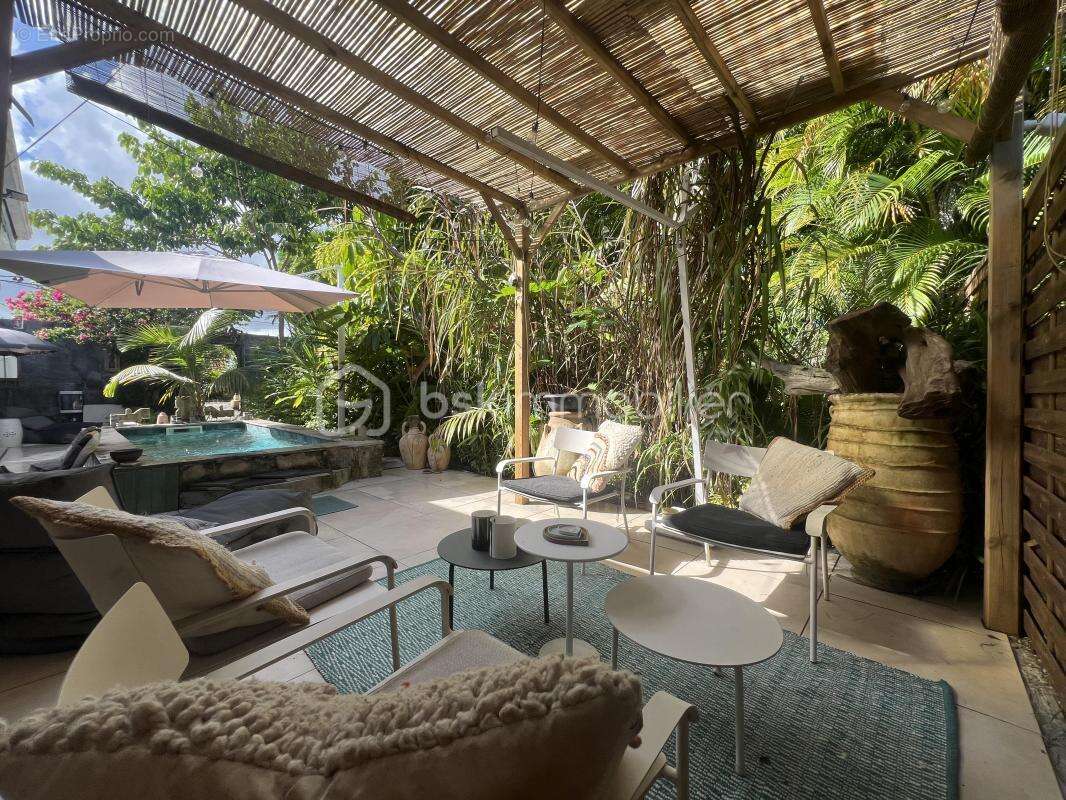 Maison à SAINTE-ANNE