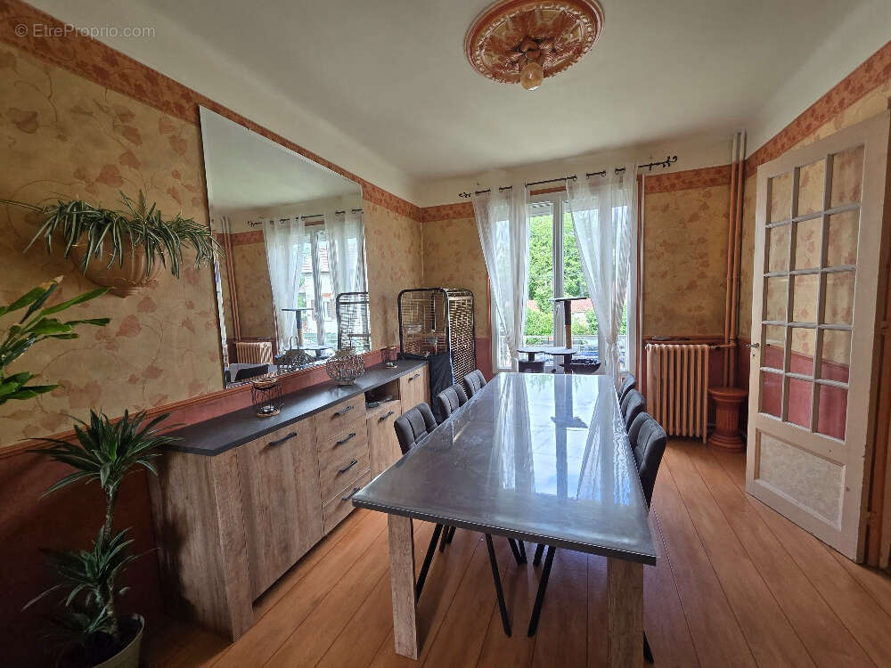 Maison à CHELLES