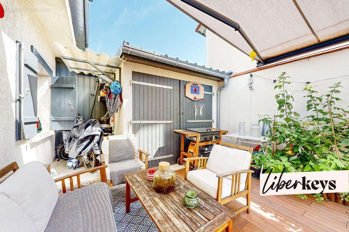 Maison 5 pièces de 92m² avec terrasse  rue Bayard  Argenteuil - photo 8