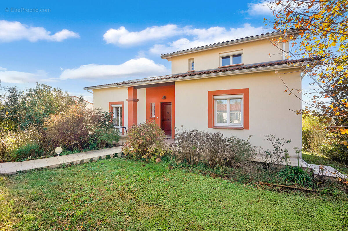 Maison à CASTELMAUROU