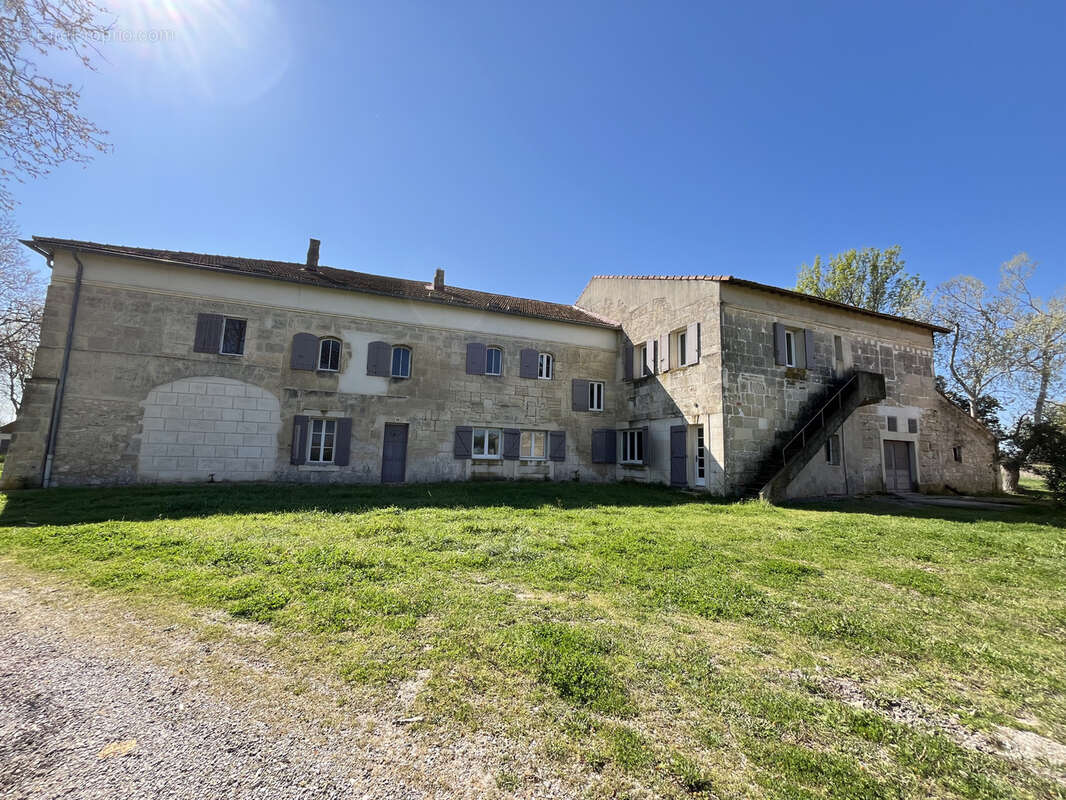 Maison à ARLES