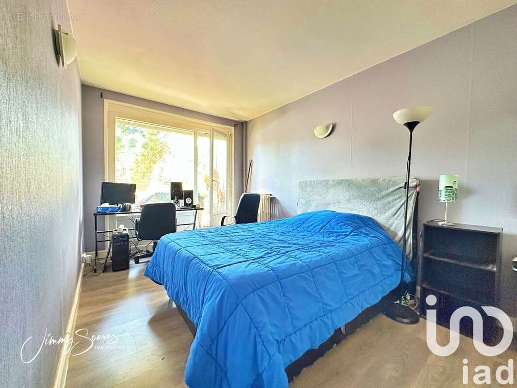 Photo 3 - Appartement à LE PLESSIS-TREVISE