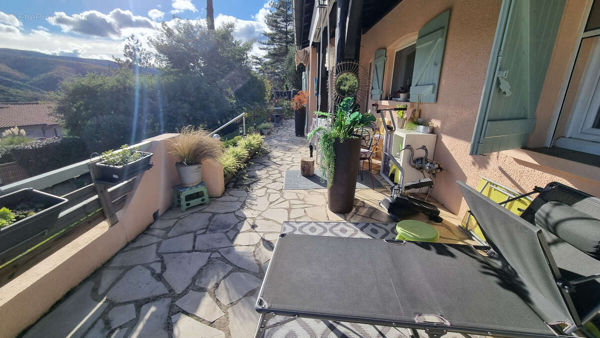 Maison à LAMALOU-LES-BAINS