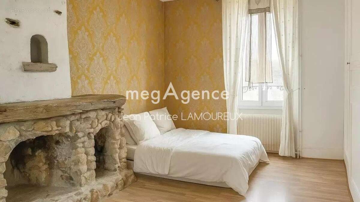 Maison à BAILLEAU-ARMENONVILLE