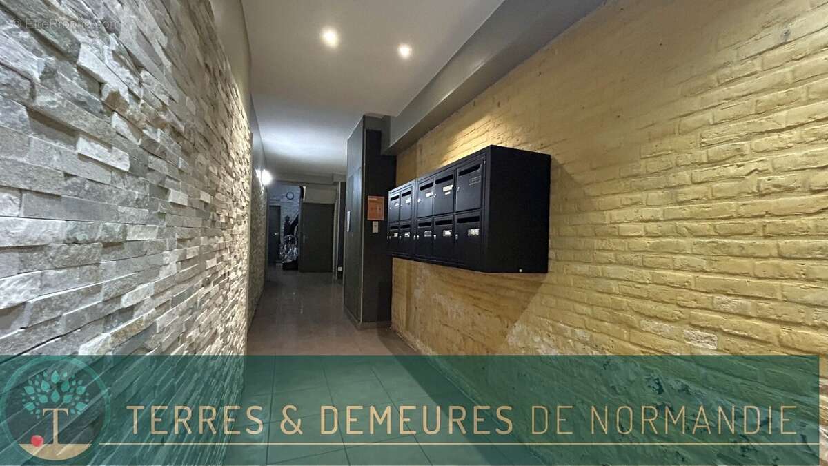 Appartement en Duplex de 63,18 m² situé au coeur du centre-ville de Dieppe, proche de la plage et du port, en Normandie - photo 10