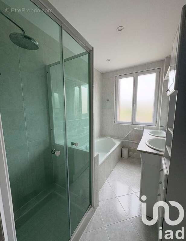 Photo 6 - Maison à TAVERNY