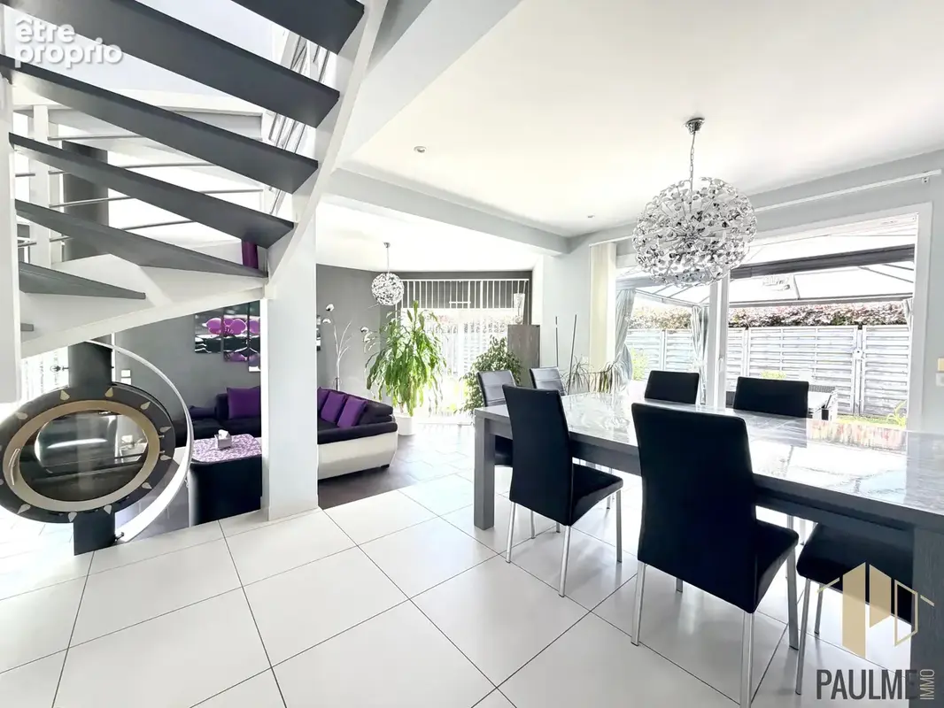 Maison familiale 5 chambres avec jardin et garage à SEGNY   Proche Genève - photo 4