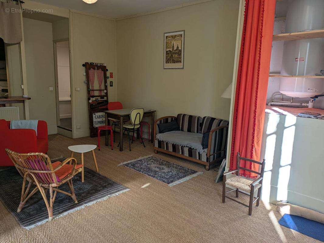 Appartement à LA CHARITE-SUR-LOIRE