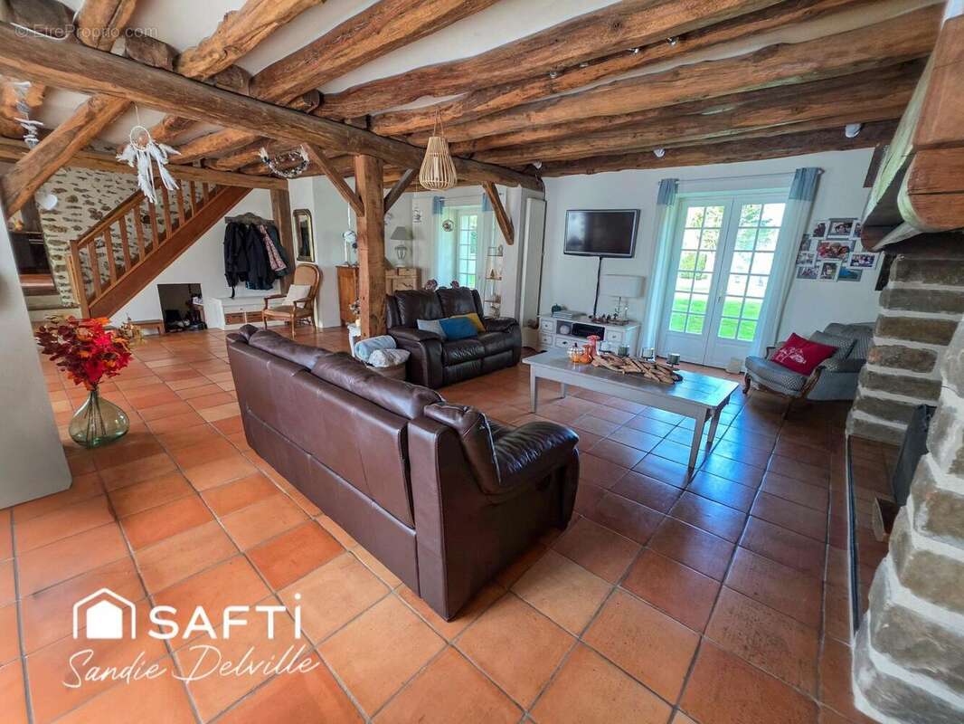 Photo 7 - Maison à COUTEVROULT