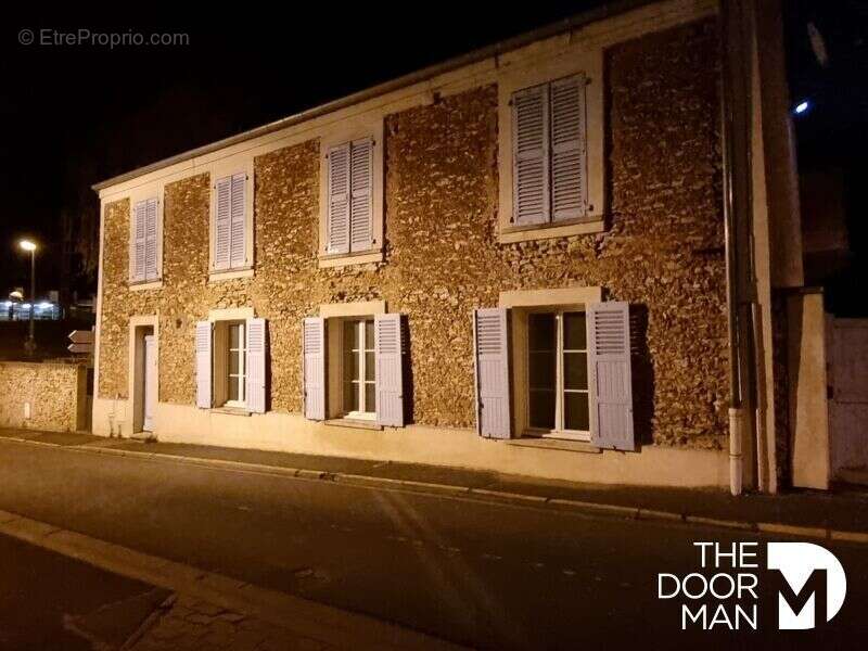 Maison à RAMBOUILLET