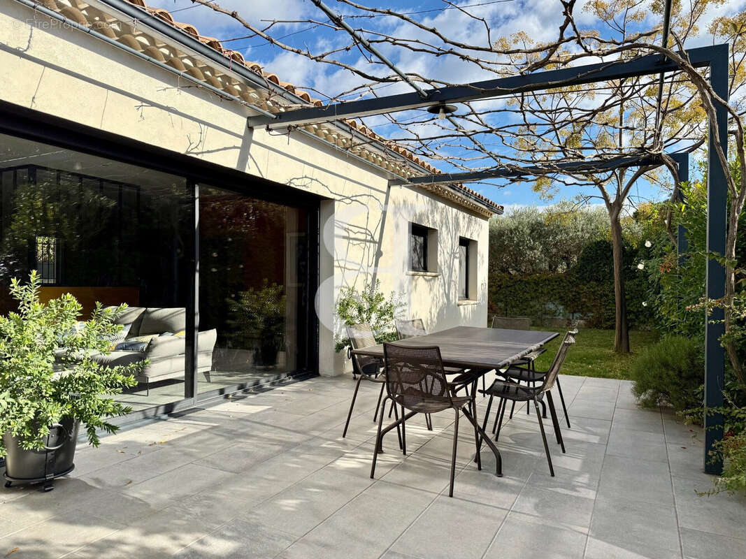 Maison à SAINT-REMY-DE-PROVENCE