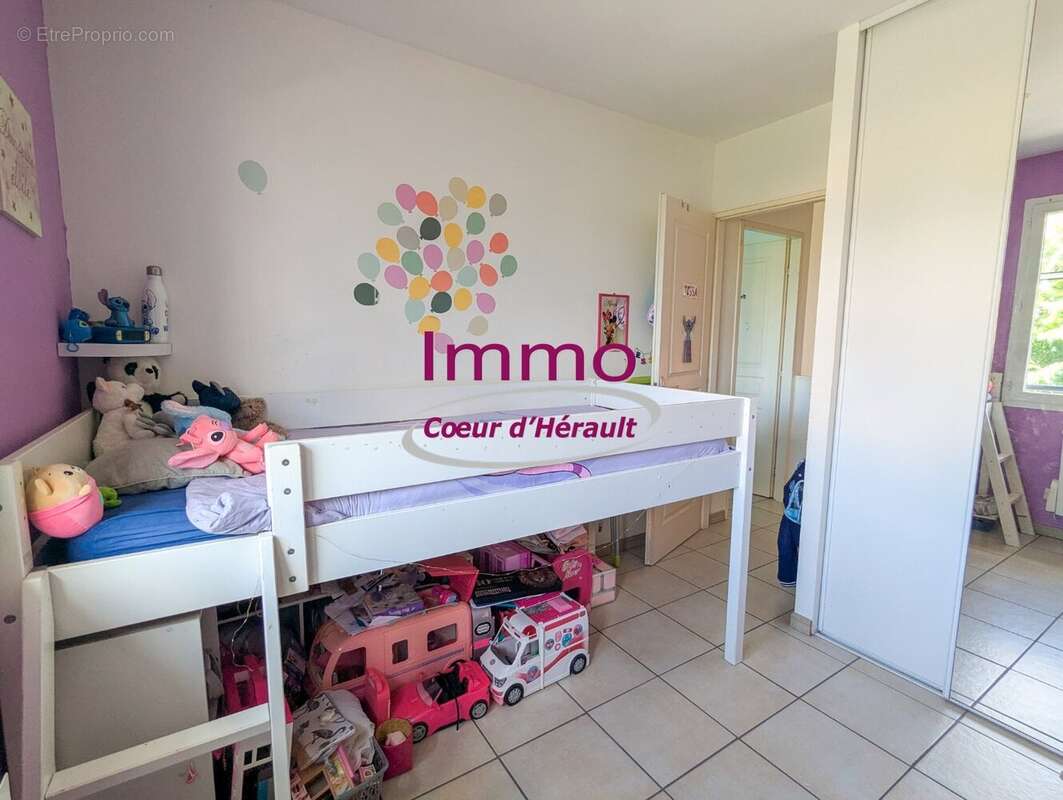 T4 en copropriété avec jardin de 355m² - photo 9