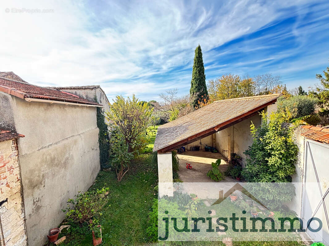 Maison à LAPALUD