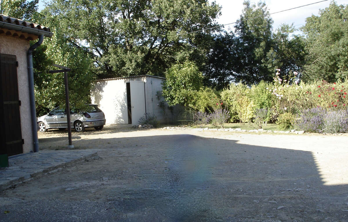 CARDET maison T7 avec terrasse sur 6162 m2 de terrain - photo 8