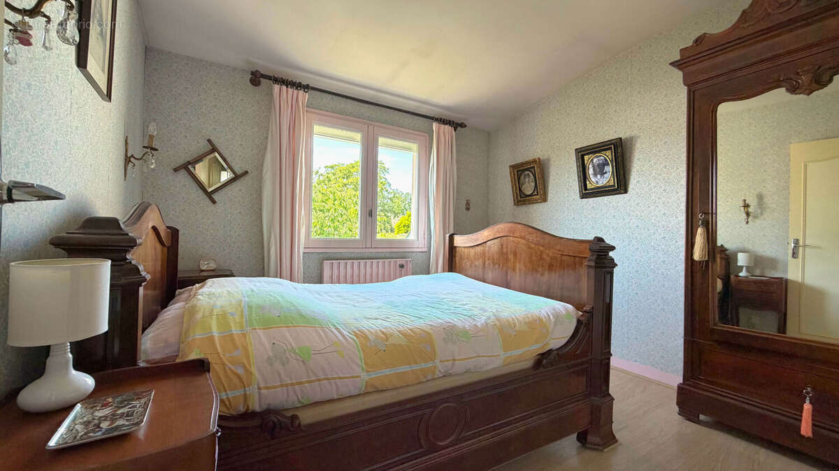 ORVAULT PRAUDIERE - Maison familiale avec 4 chambres - photo 6