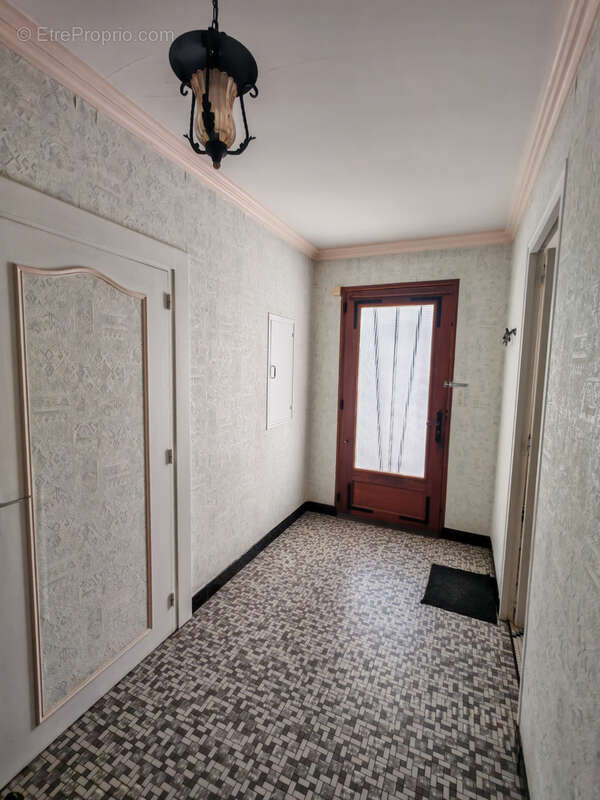Maison à LA ROUXIERE