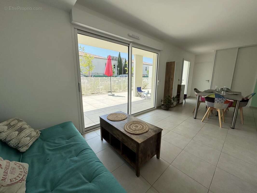 Appartement à LA LONDE-LES-MAURES