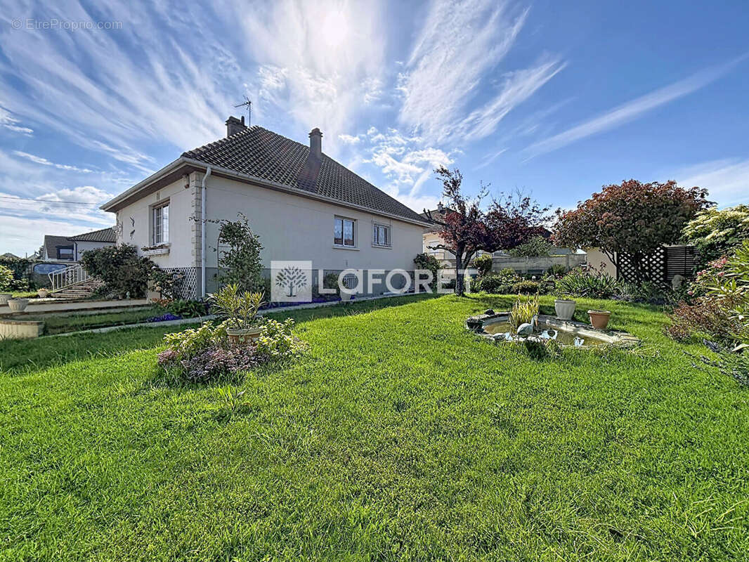 Maison à LION-SUR-MER