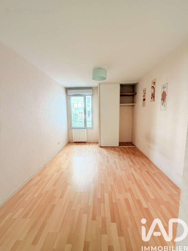 Photo 3 - Appartement à VILLEURBANNE