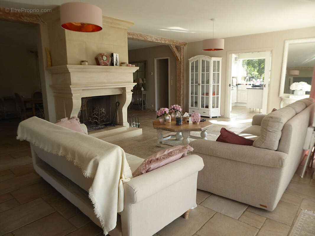 Maison à PONT-L&#039;EVEQUE