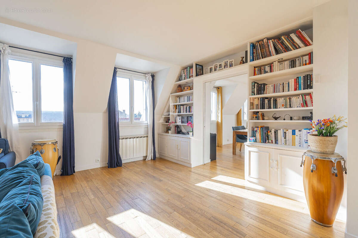 Appartement à GARCHES