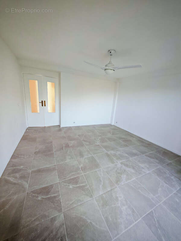 Appartement à MANDELIEU-LA-NAPOULE