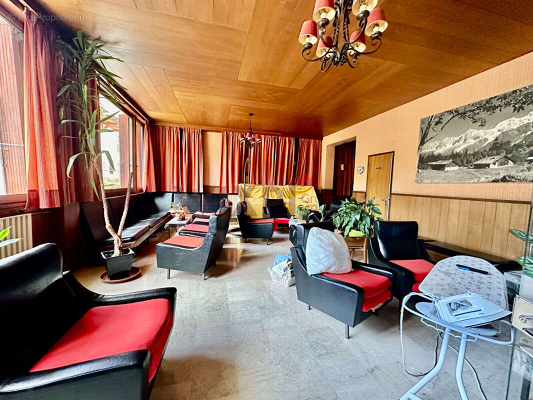 Hotel/ immeuble de 1200m2 - photo 9