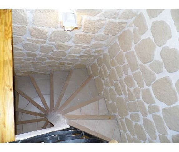 Maison à LA REDORTE