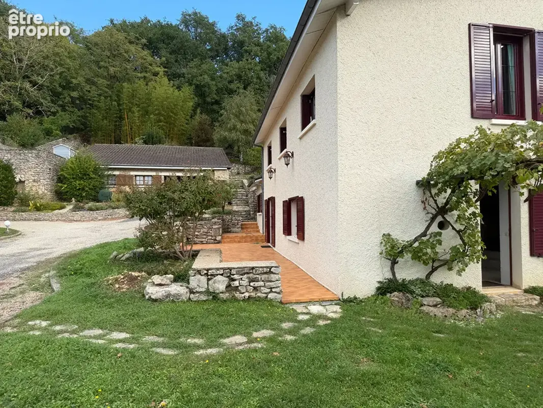 Aslonnes (86) - maison ancienne de charme de 207 m² - 4 chambres - dépendance - photo 4