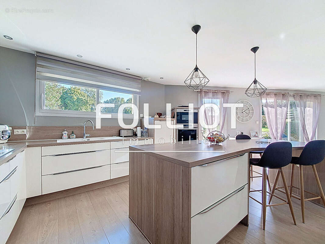 Maison à LA HAYE-DU-PUITS