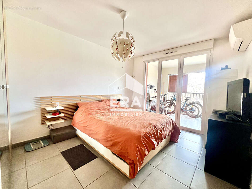 Appartement à MARSEILLE-15E