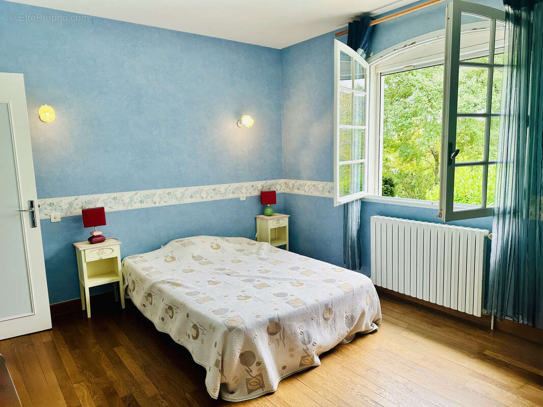 Maison à TOUR-DE-FAURE