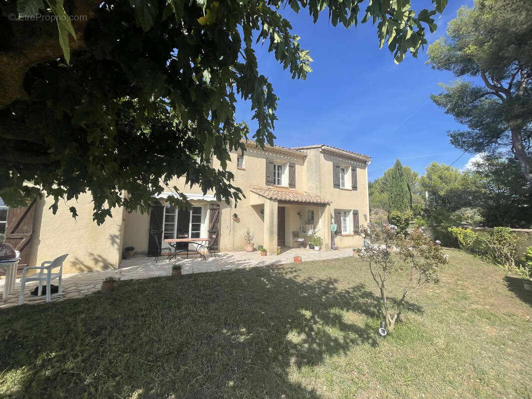 Vaison / villa 6 pieces / piscine / terrain 10.600m2 / garage / vue - photo 24