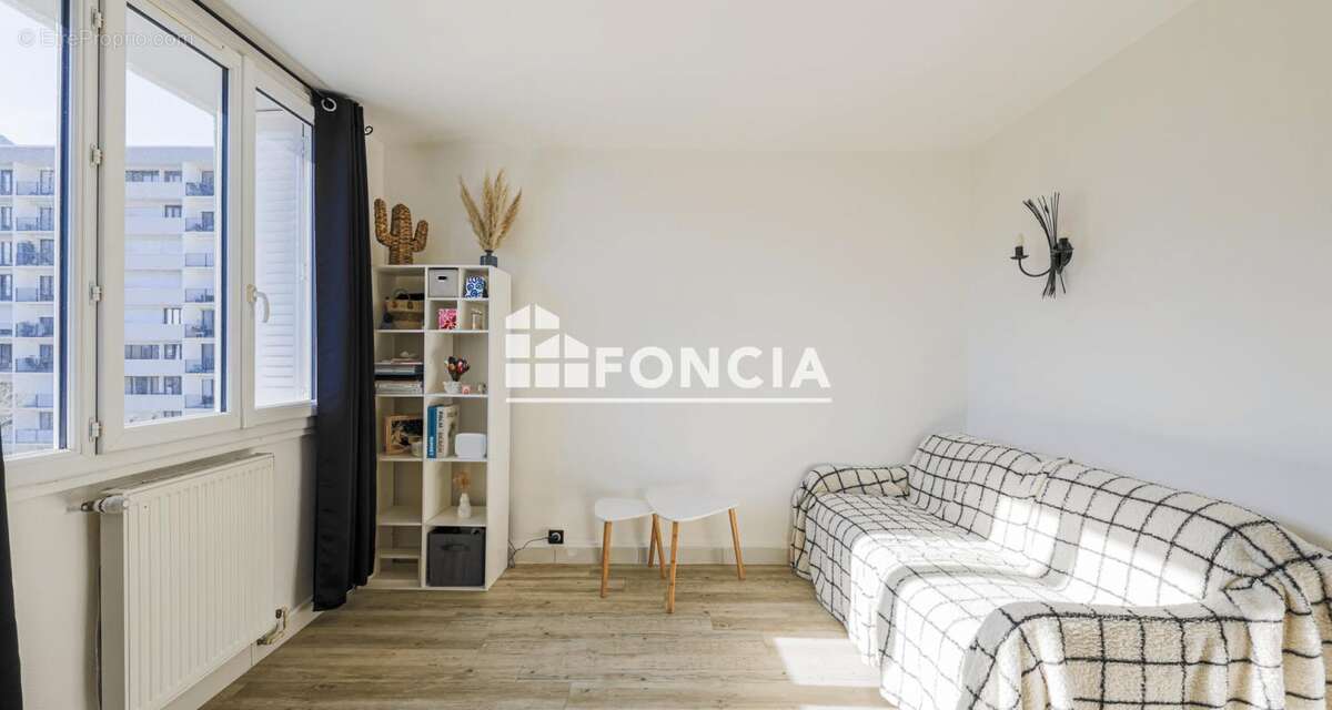 Appartement à ECHIROLLES